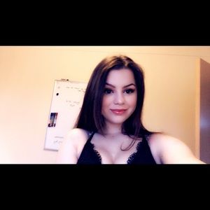 Meet your Posher, Nichole